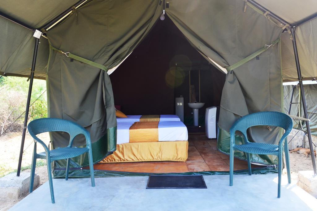 Wild Panthera Yala ทิซซามาฮารามา ภายนอก รูปภาพ